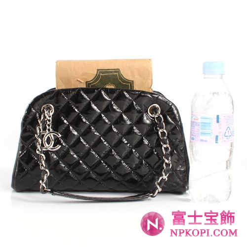 シャネル CHANEL クルーズライン キルティング ショルダーバッグ ブラック＆シルバー A66868AZQ 【2012年新作】